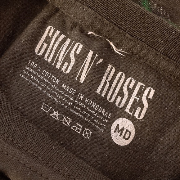 Guns N Roses Not In This Lifetime Sweden Tour T-Shirt - Picture 4 of 5